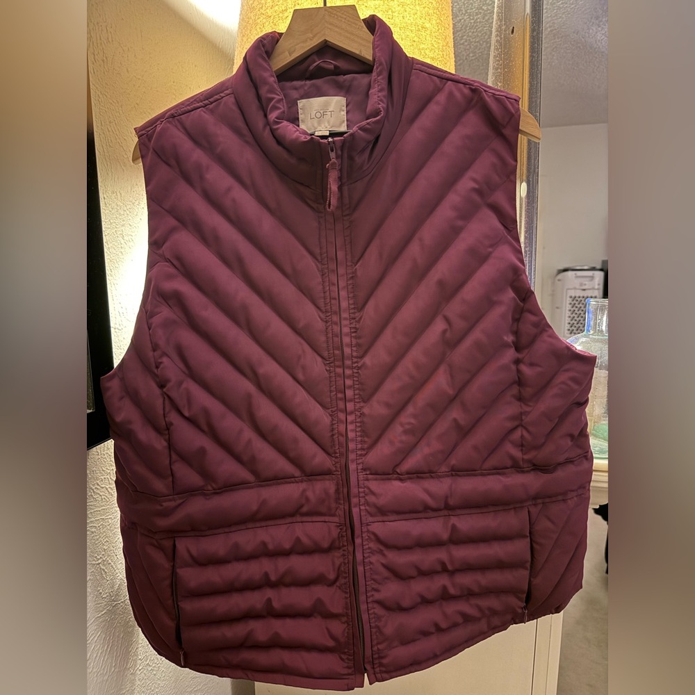 LOFT Burgundy Quilted Puffer Vest